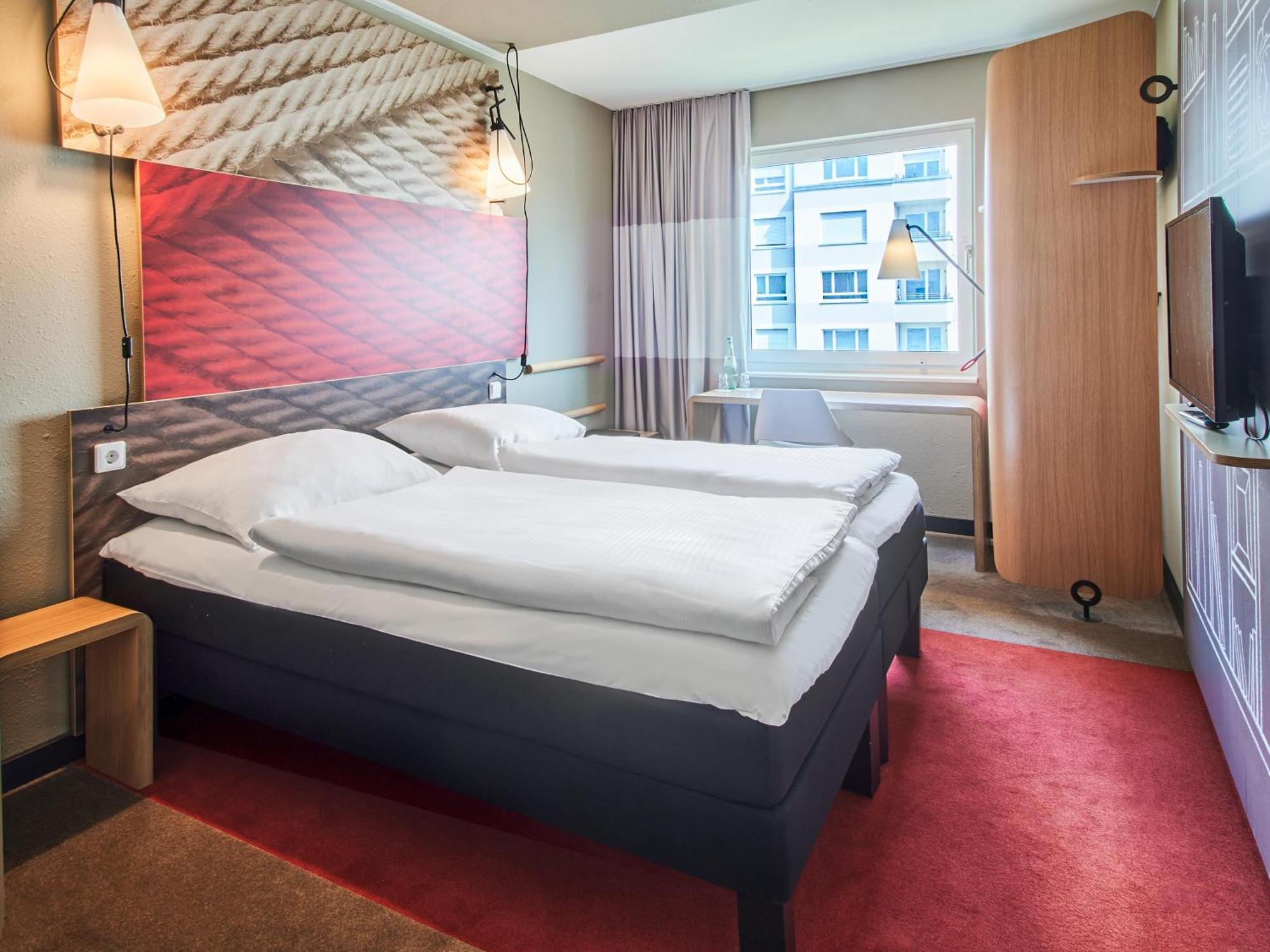 B&B Hotel Frankfurt-Messe Frankfurt am Main Exterior photo
