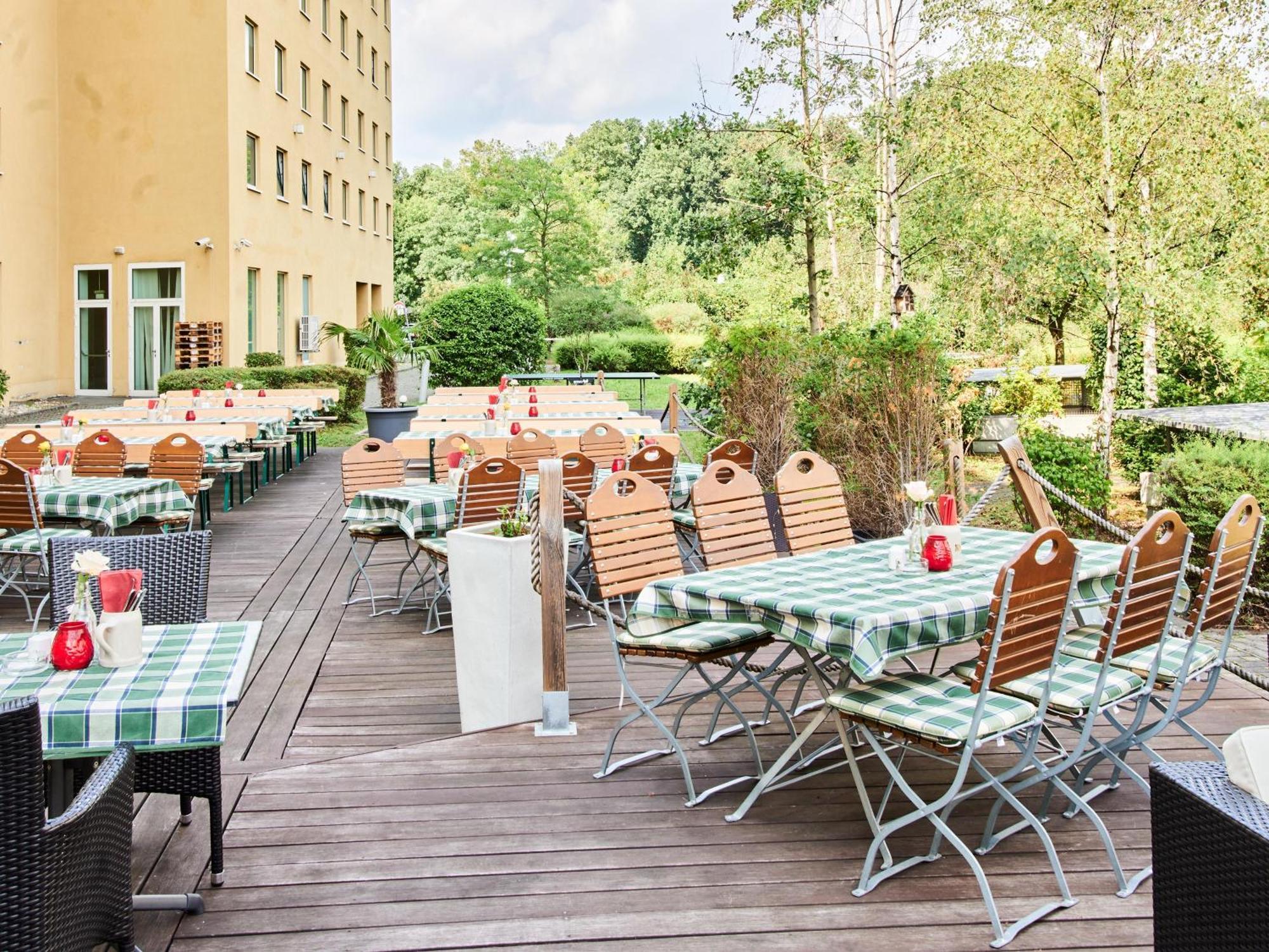 B&B Hotel Frankfurt-Messe Frankfurt am Main Exterior photo